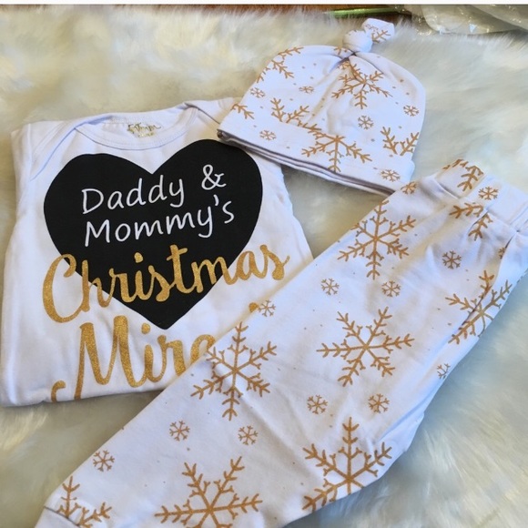Mommy & Daddy’s Christmas Miracle 3 Piece Set - Picture 2 of 5